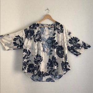 Flynn and Sky Indigo Blue and Ivory Floral Kimono